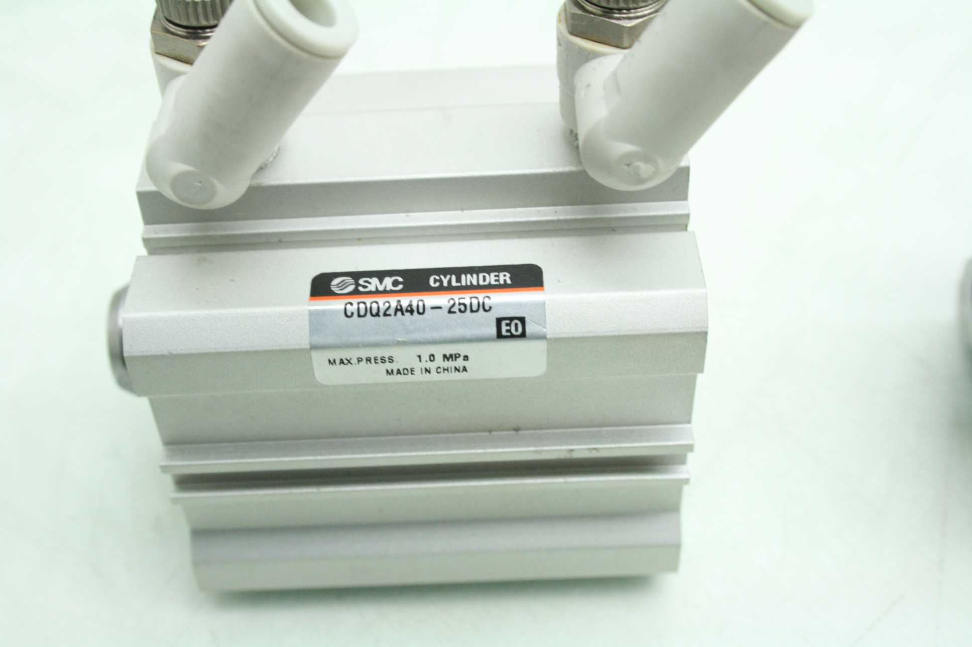 2 SMC CDQ2A40-25DC Compact Pneumatic Cylinders / 40mm Bore x 25mm Stroke - Used - Image 18