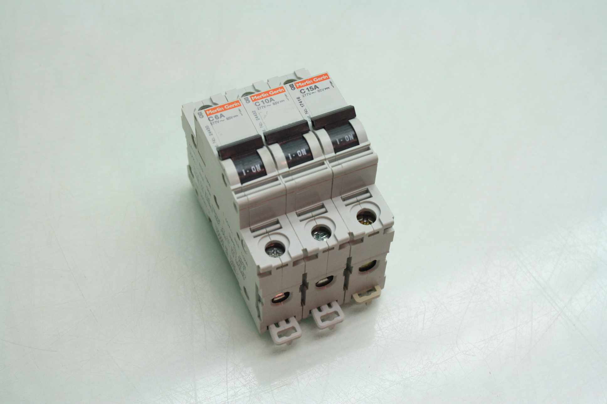 3 Merlin Gerin 24430 24432 17416 Multi 9 C60 Circuit Breakers 277VAC / 6-15A - Used - Image 16