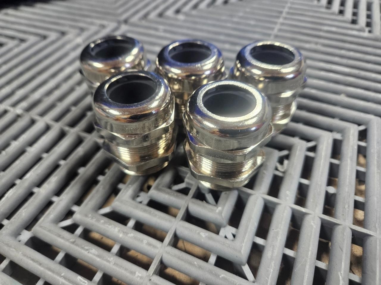 (5) New Lapp Kabel 53112677 SkinTop Brass Cable Gland Strain Relief 11-21mm - New - Image 4