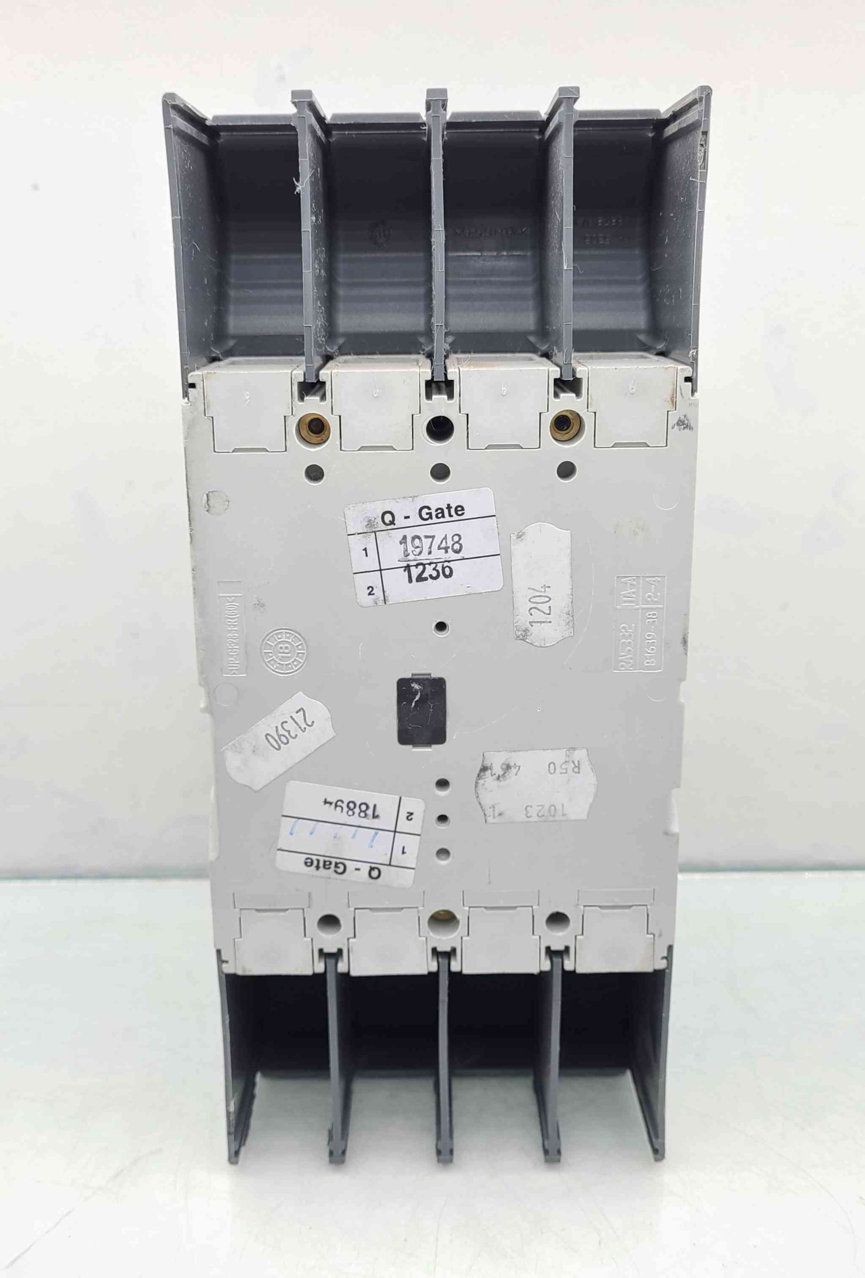Details about   ABB SACE S3 S3B 175A 3P 240VAC 500VDC Circuit Breaker Used 