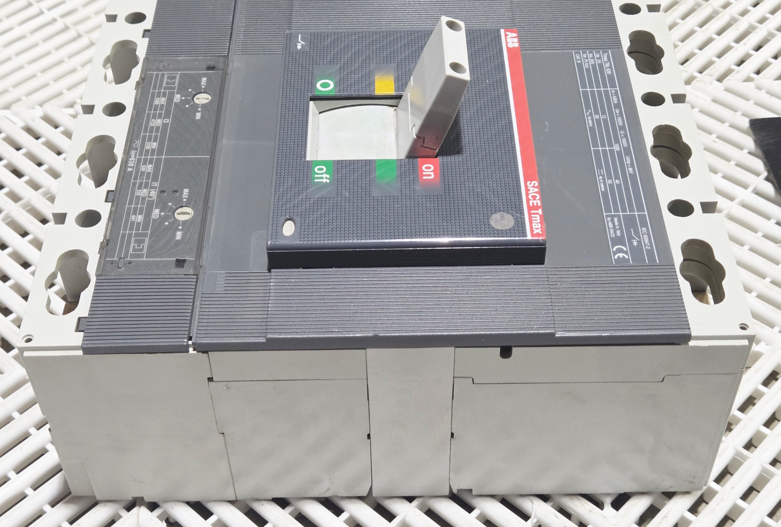 ABB T6L630 Tmax 630A 1000V 4-Pole MCCB Circuit Breaker - Used - Image 23