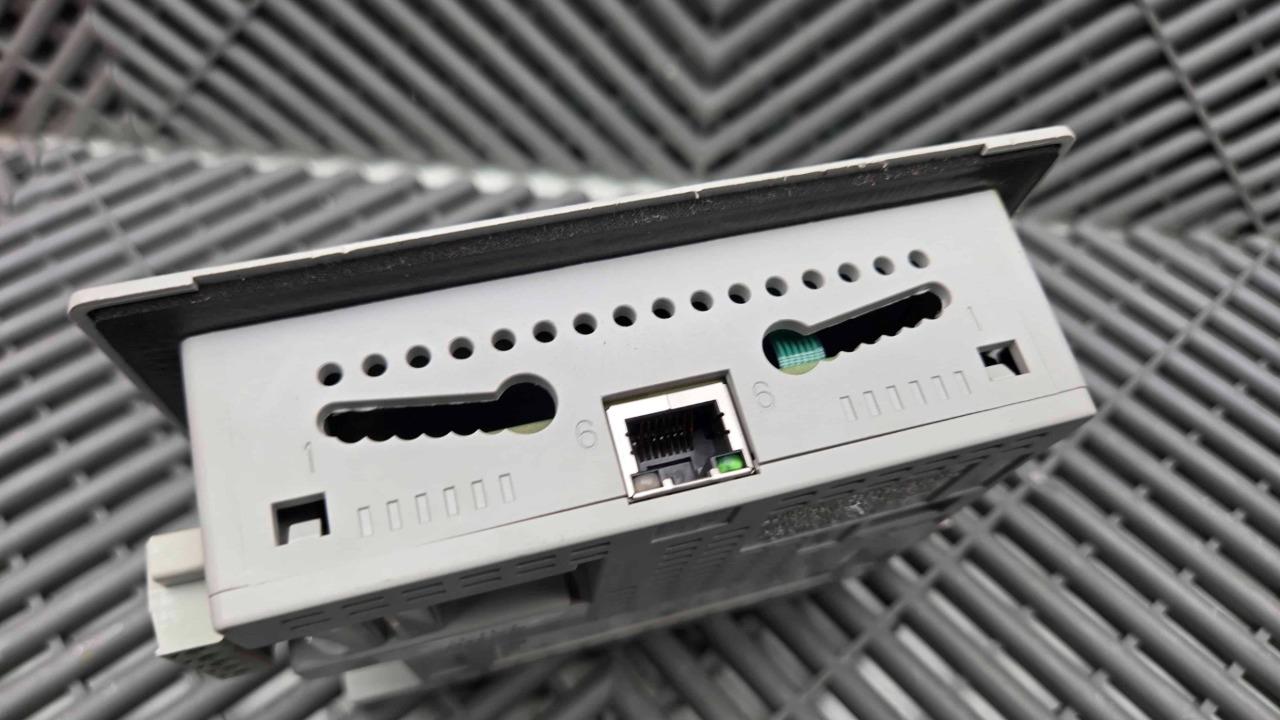 Allen-Bradley 2711R-T4T Ser B HMI Touch Panel Interface PanelView 800 - Used - Image 13