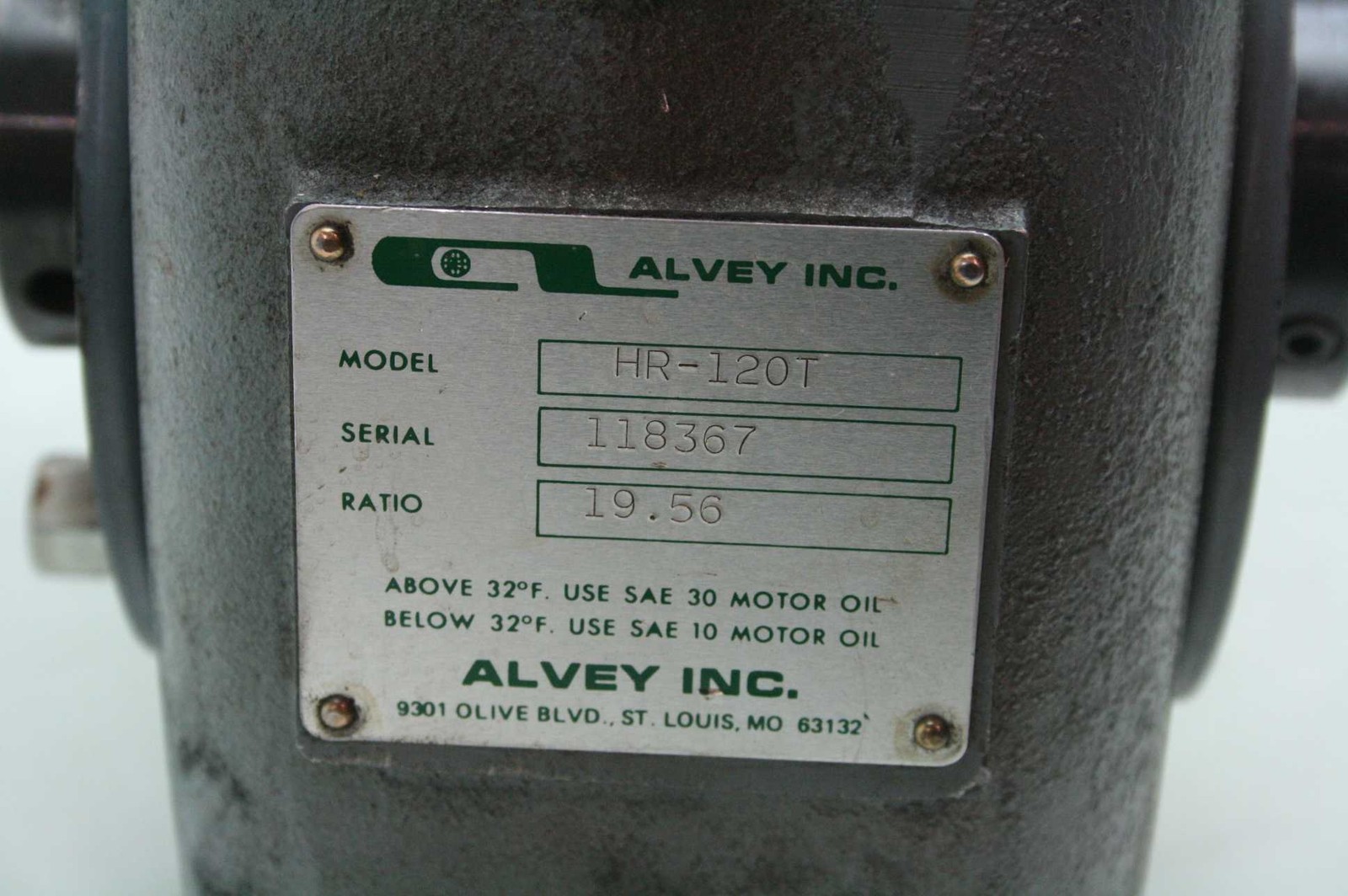 Alvey HR-120T Conveyor Drive Unit 19.56:1 Ratio Gear Reducer 1-1/4" to 1-7/16" - Used - Image 3