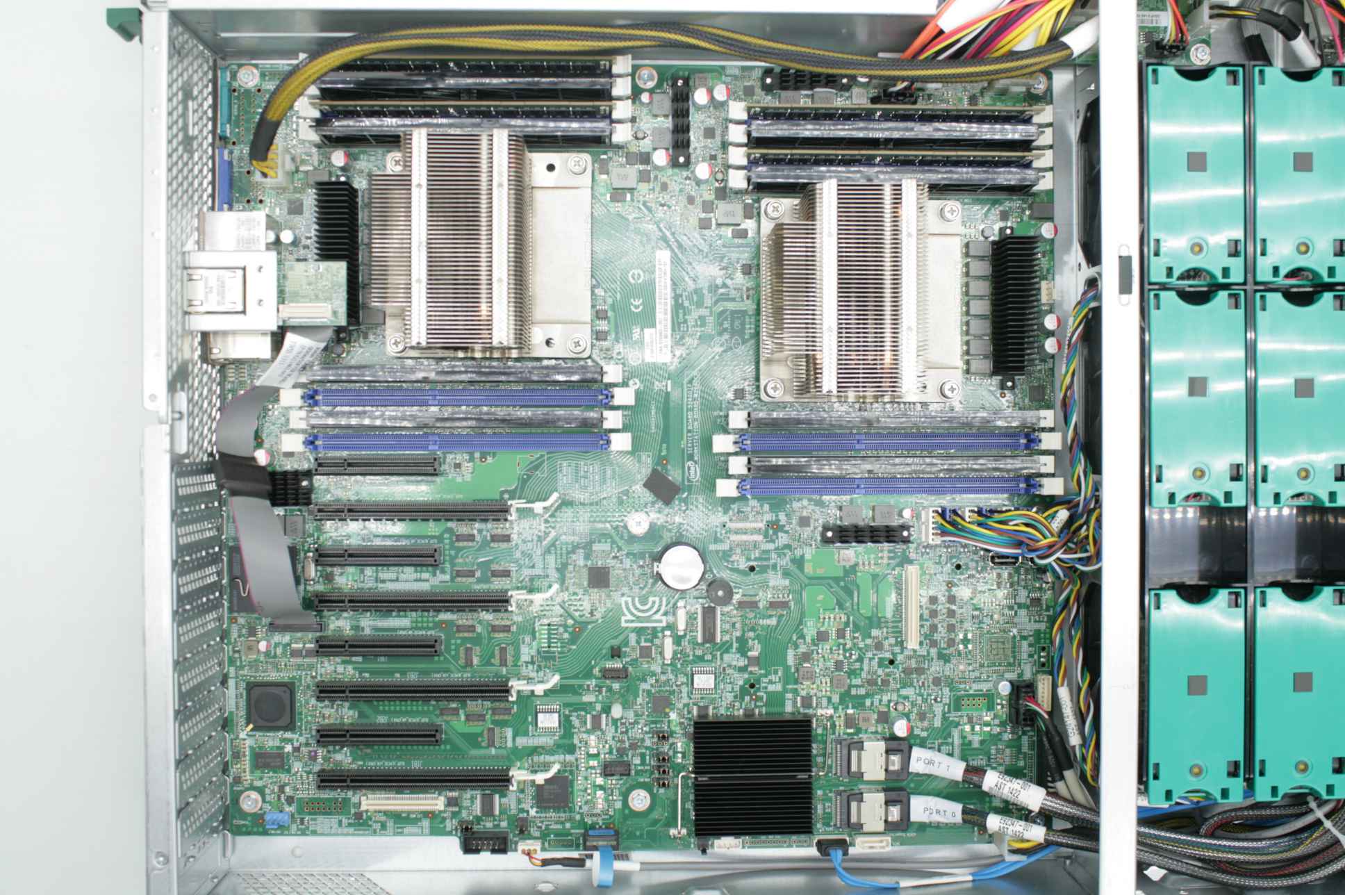 Colfax CX72002 2U Rackmount Server 32 Gb, Dual Xeon E5-2650 2.6 GHz - Used - Image 18