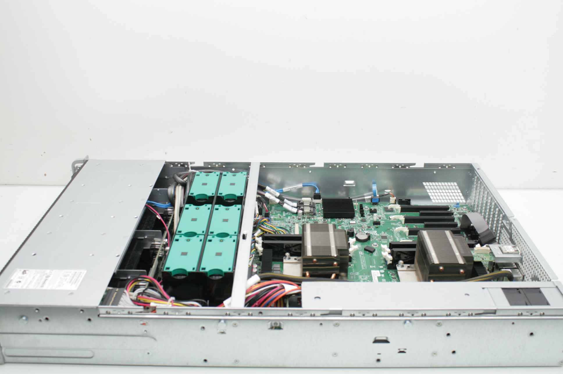 Colfax CX72002 2U Rackmount Server 32 Gb, Dual Xeon E5-2650 2.6 GHz - Used - Image 22