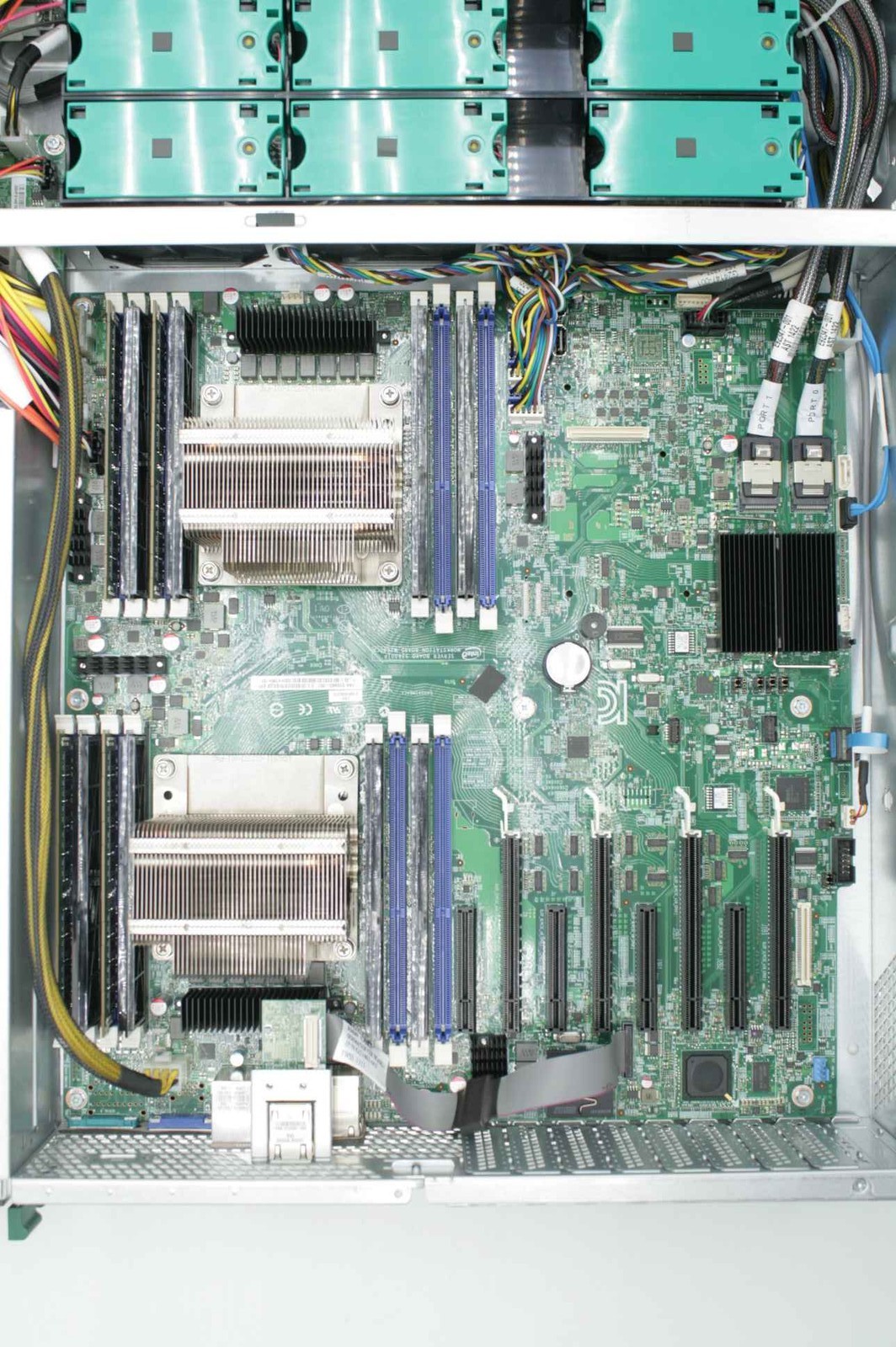 Colfax CX72002 2U Rackmount Server 32 Gb, Dual Xeon E5-2650 2.6 GHz - Used - Image 6