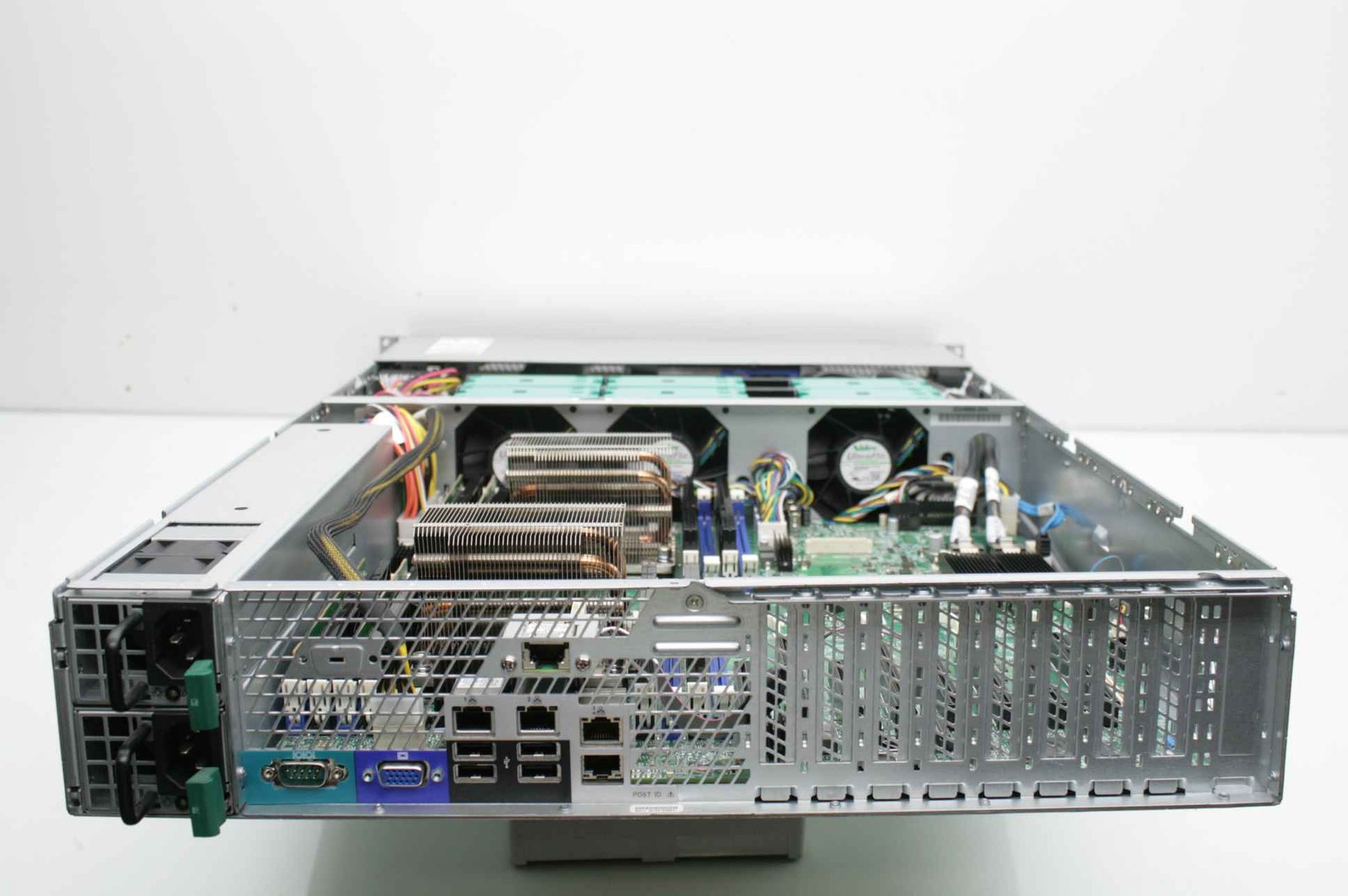 Colfax CX72002 2U Rackmount Server 32 Gb, Dual Xeon E5-2650 2.6 GHz - Used - Image 9