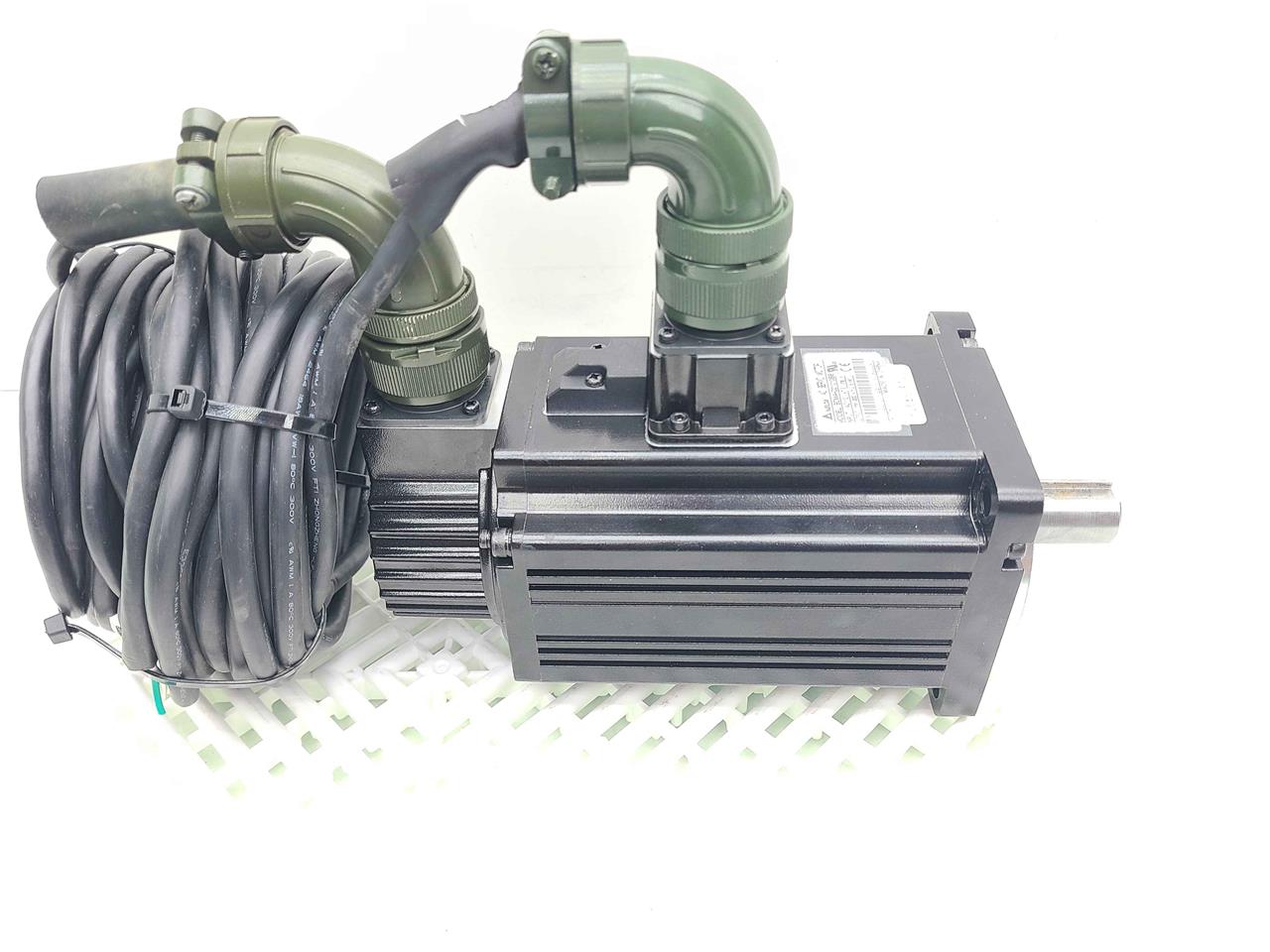 Delta Electronics AC Servo Motor ECMA-C21010SS w/ Servo Drive ASD-B2-1021-B - Used - Image 22