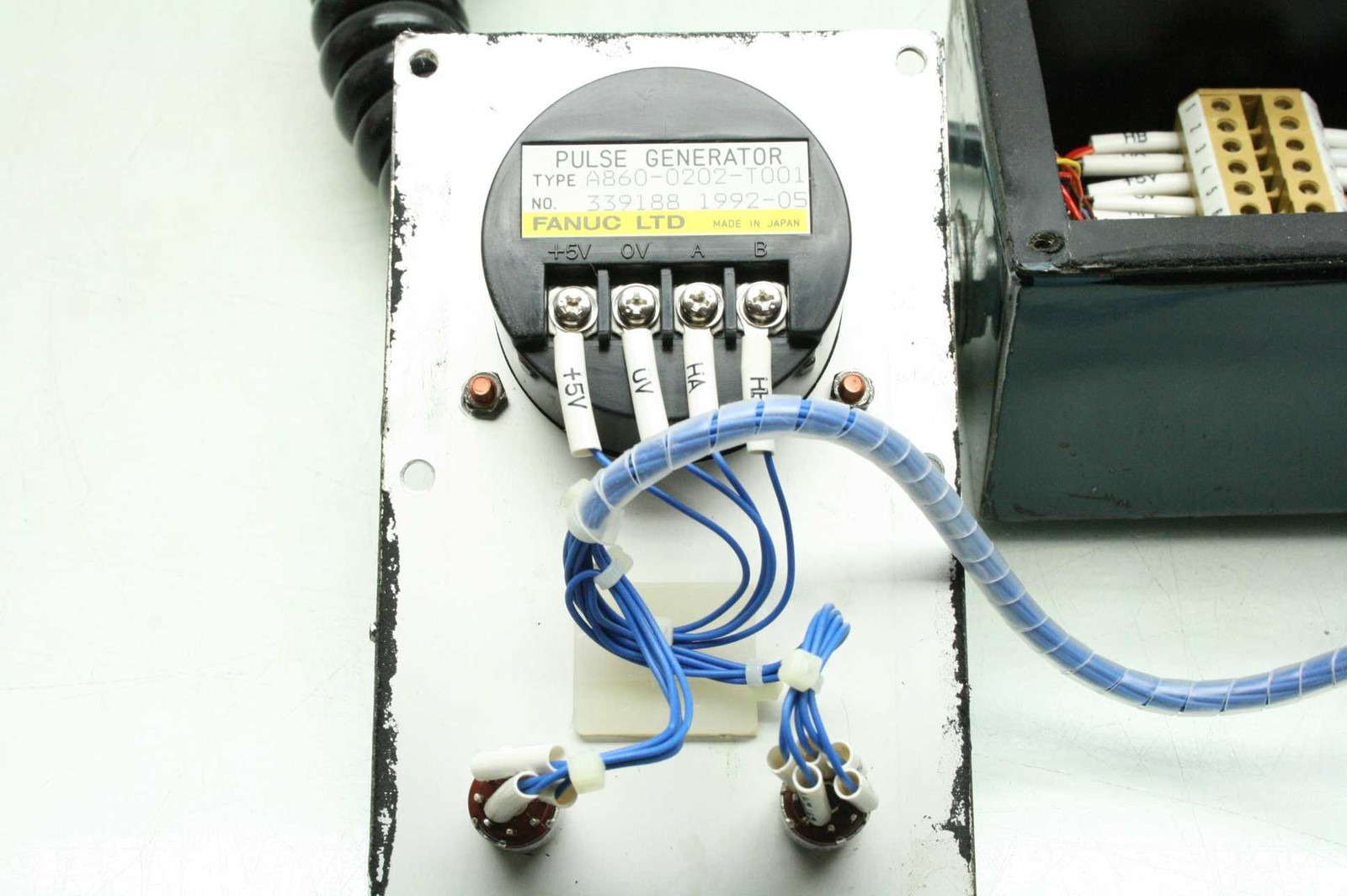 Fanuc A860-0202-T001 Manual Pulse Generator + Multi-lead Cable - Used - Image 7