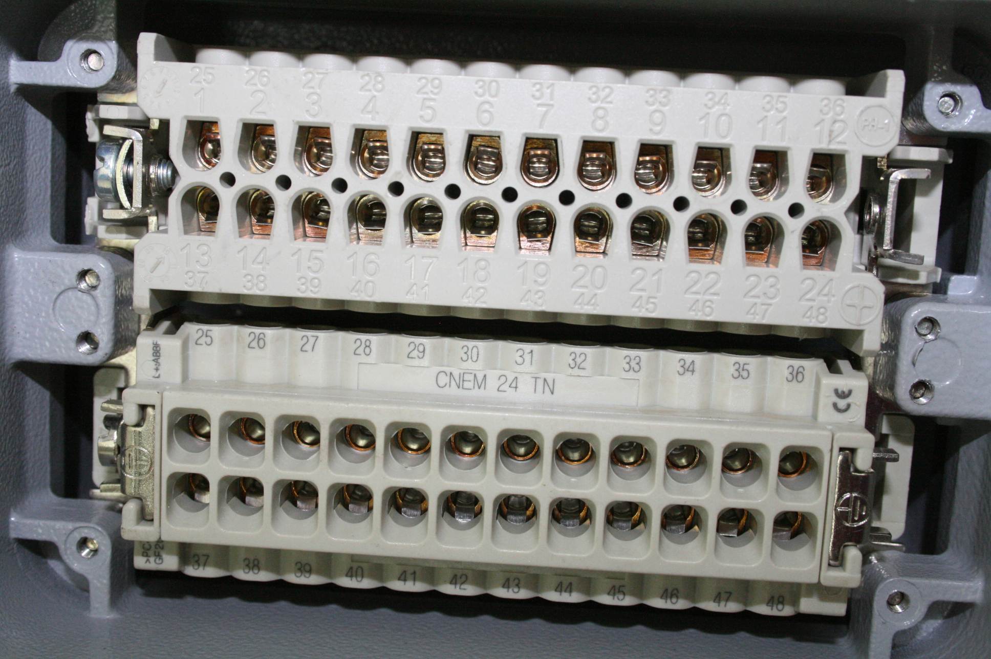 ILME CHI-48LS Bulkhead Panel Interface Housing with EPIC H-BE 24 SS DR Connector - Used - Image 14