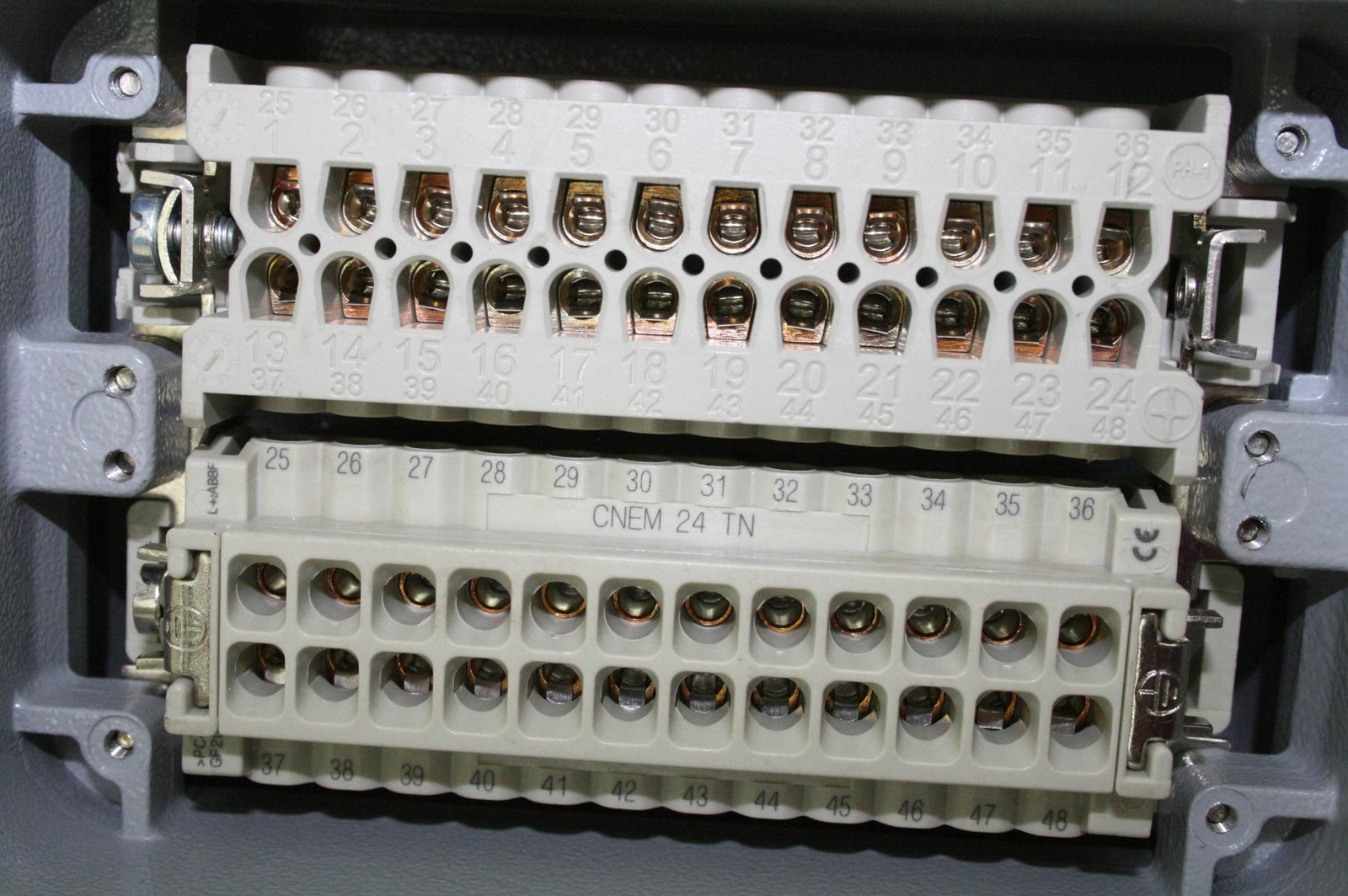 ILME CHI-48LS Bulkhead Panel Interface Housing with EPIC H-BE 24 SS DR Connector - Used - Image 5