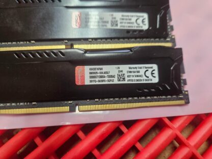 Kingston HyperX 64 GB DDR4-3200 Memory (4 x 8 Gb) HX432C16FB/8 - Used - Image 3