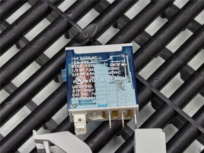 Lot of 8 Allen-Bradley 700-HN221 Relay Socket w/ 700-HK36Z24 Switching Relay - Used - Image 12