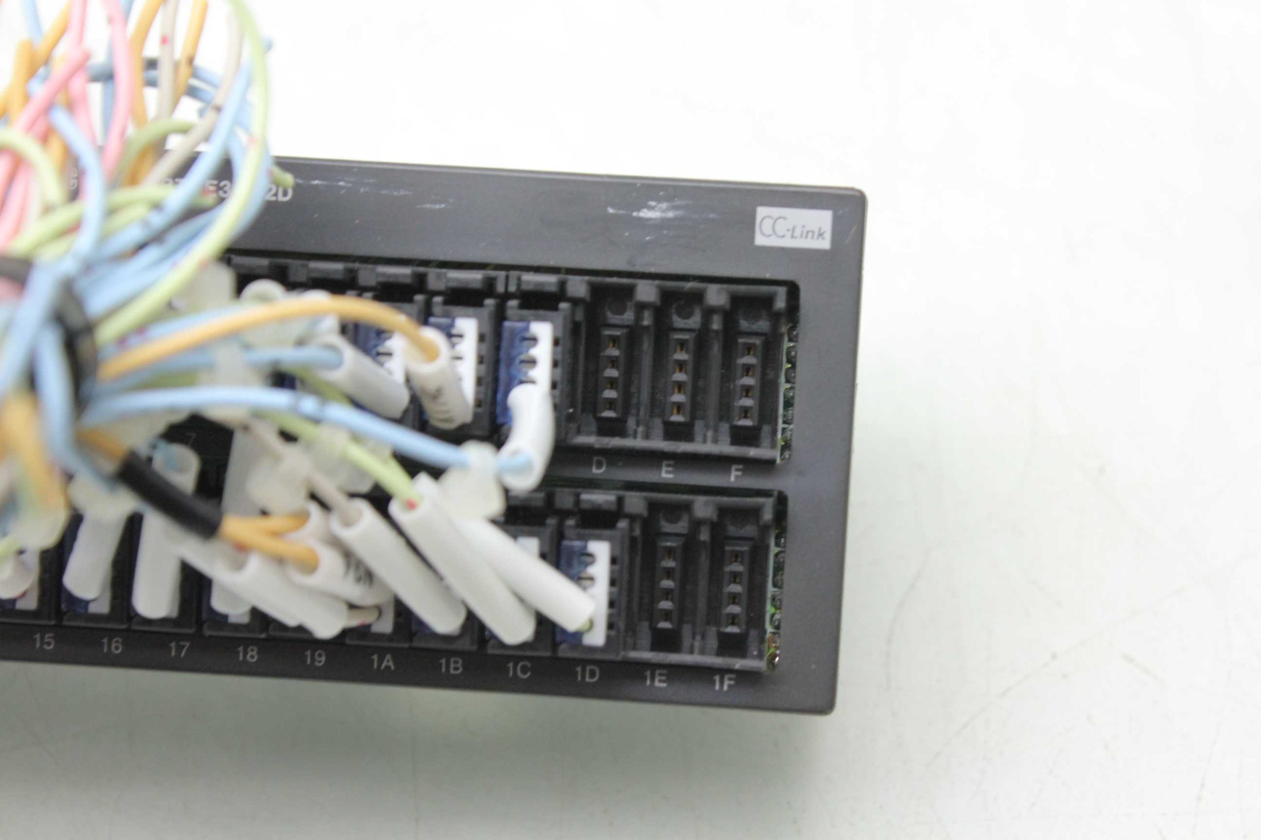 Mitsubishi AJ65VBTCE3-32D CC Link Compact Remote Input Module Sink Input - Used - Image 16