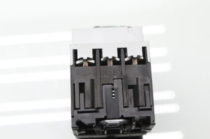 Moeller PKZM0-4 Thermal Magnetic Circuit Breaker 4 Amp w/ NHI11-PKZ0 Aux Contact - Used - Image 4