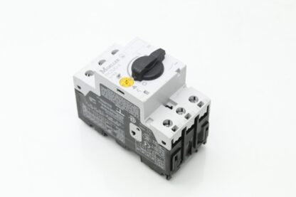 Moeller PKZM0-4 Thermal Magnetic Circuit Breaker 4 Amp w/ NHI11-PKZ0 Aux Contact - Used