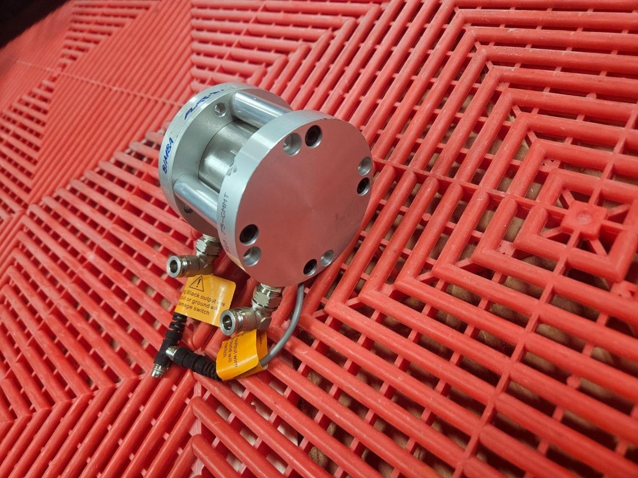 New Bimba F0-310.75-GNMT Air Cylinder Flat-1 Series 2" Bore x 3/4" Stroke - Used - Image 10