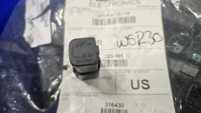 New Deutsch DT04-6P-EP14 Bussed Feedback Receptacle Plug Assembly 6 Pin - New - Image 4