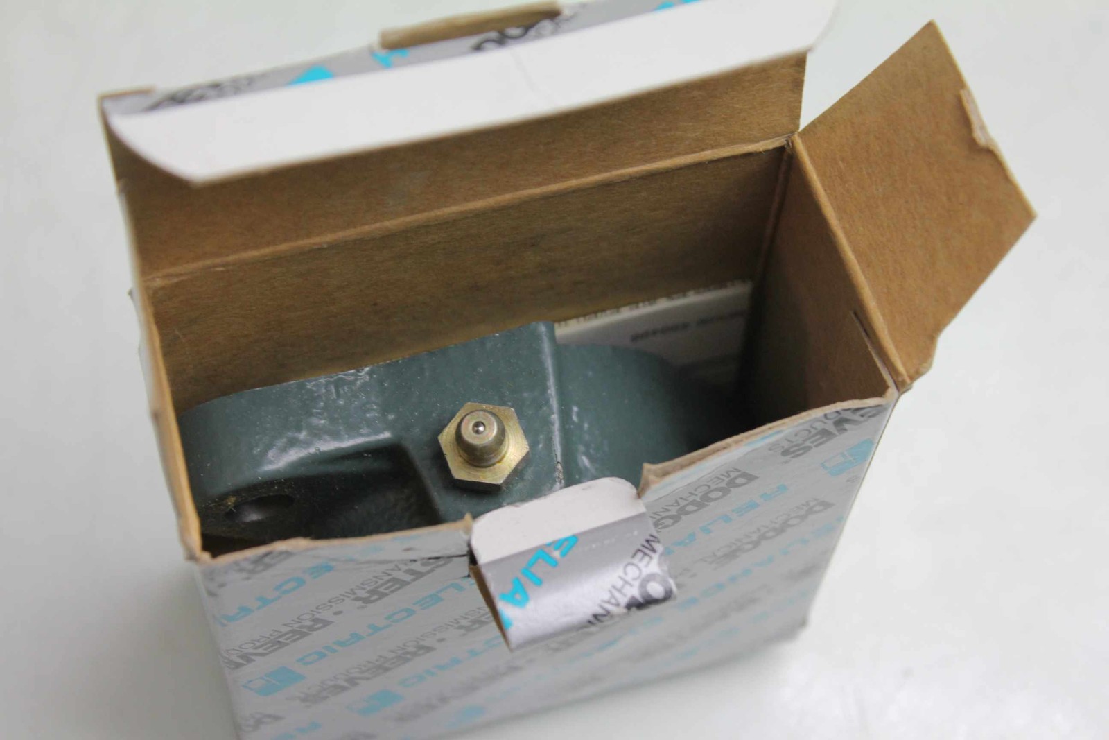 New Dodge Reliance F2B-8C-012 Flange Mount Pillow Block Bearing 3/4" Bore - New - Image 4