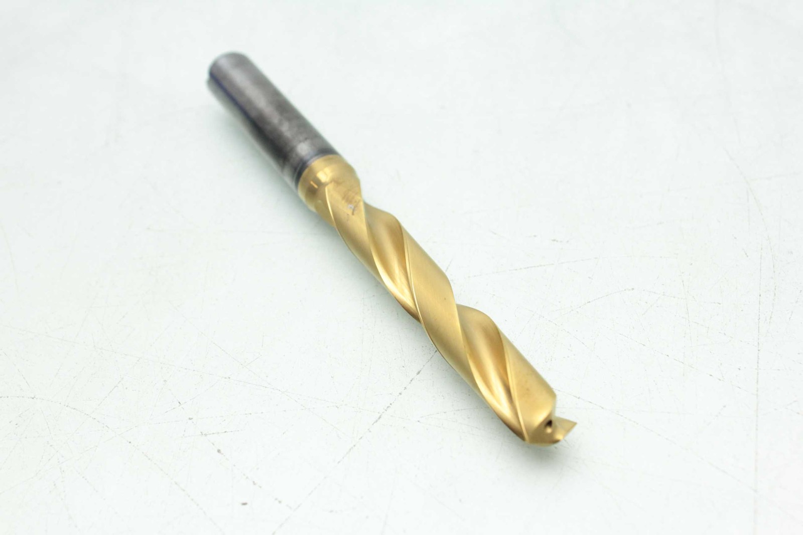 New Kennametal K211A03946HP / KC7515 / 10mm Solid Carbide Drill / L: 111mm - New - Image 6