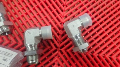 New Parker 16 WETX-WLN-S Bulkhead -16 JIC Flare Hydraulic Fitting 90 Degree - New - Image 14