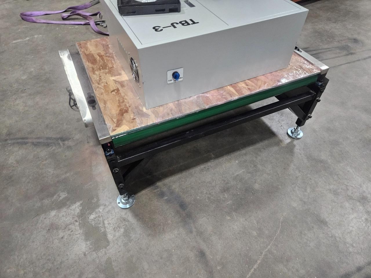 New Sunrise Electric Stainless ESD 45" x 32" Powered Belt Conveyor 220V - New - Image 4