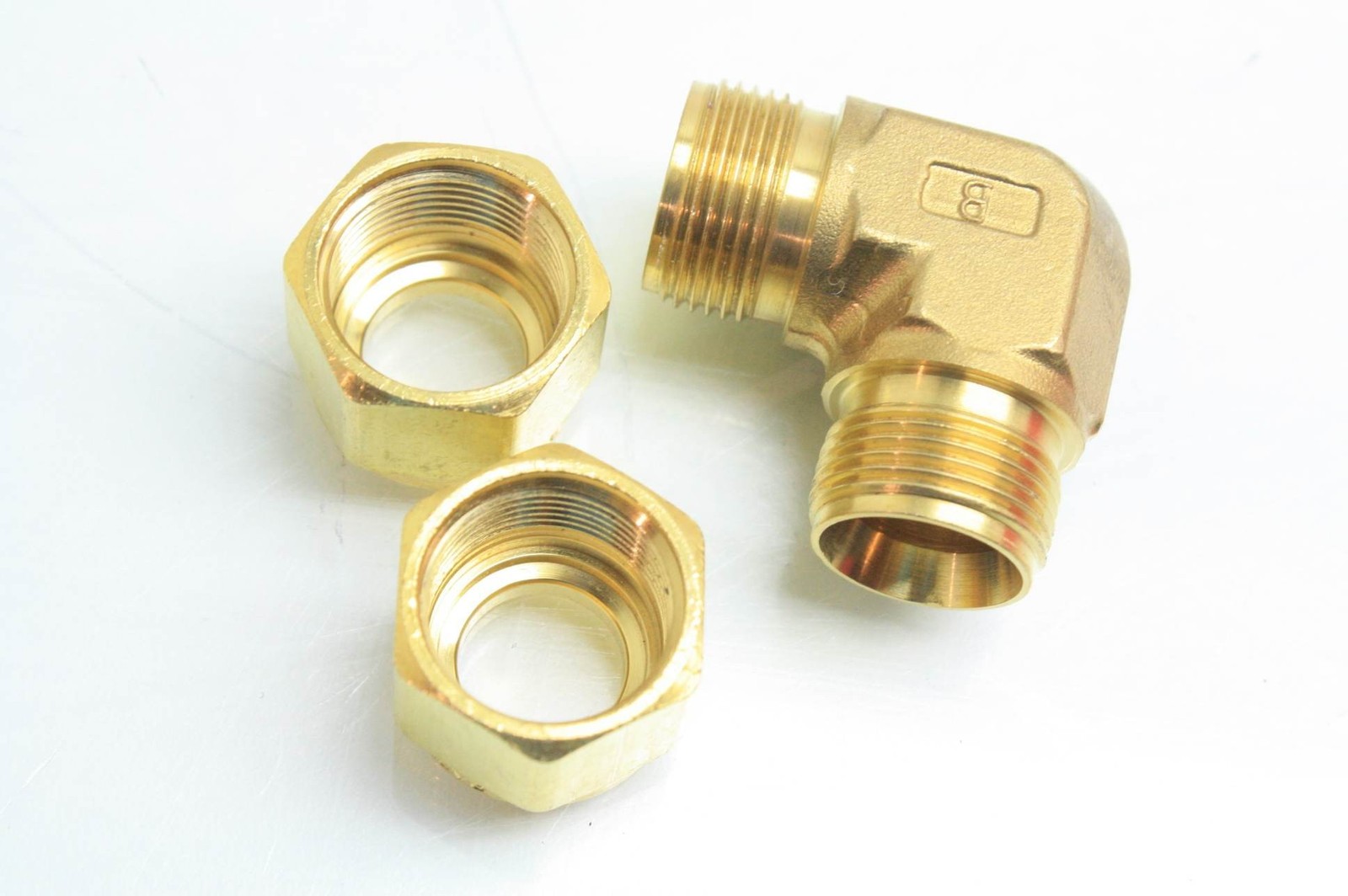 Parker 8EE8-B 1/2" Brass 90° A-LOK Union Elbow Compression Fitting Lot of 4 - New - Image 5