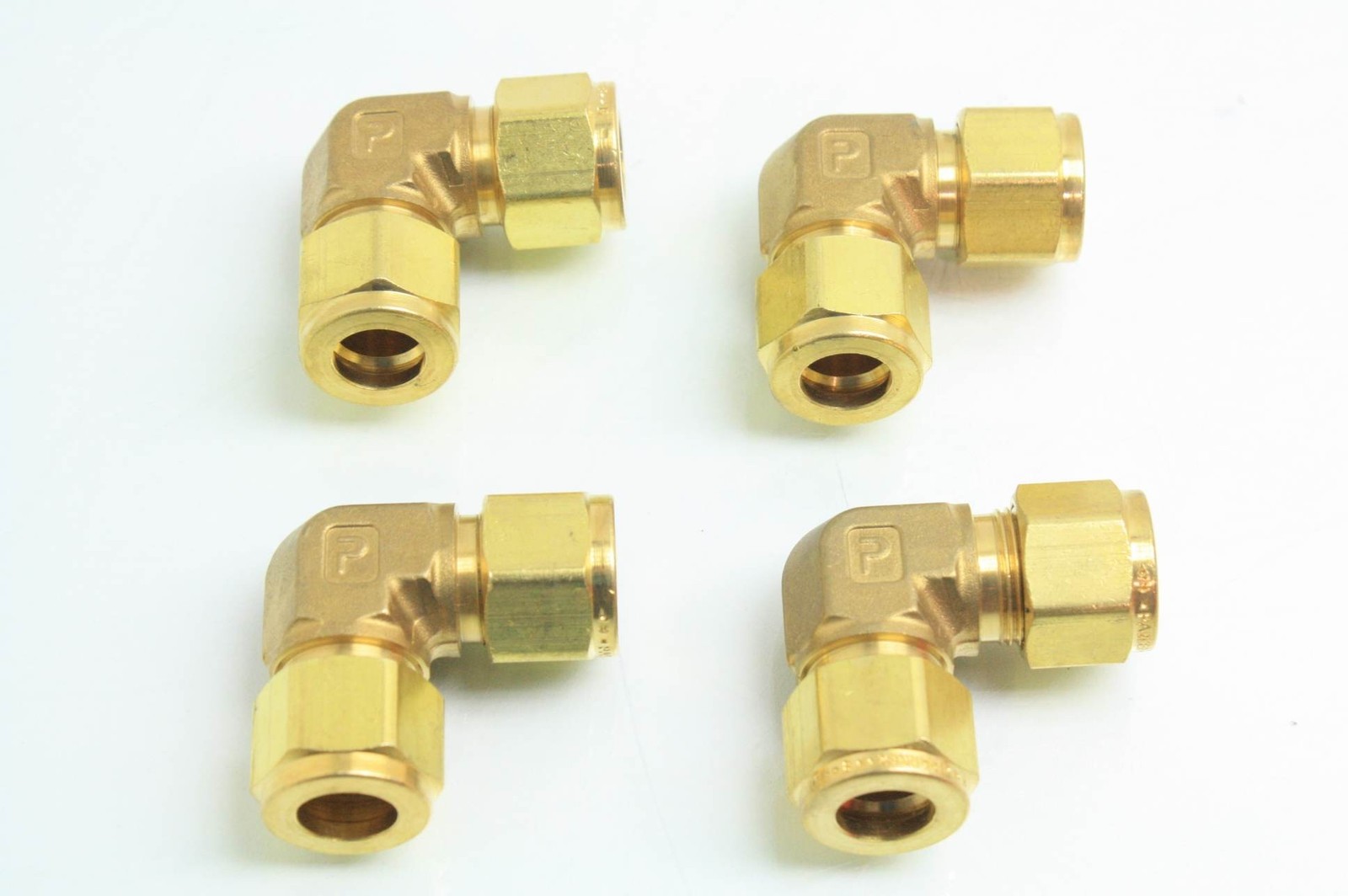 Parker 8EE8-B 1/2" Brass 90° A-LOK Union Elbow Compression Fitting Lot of 4 - New