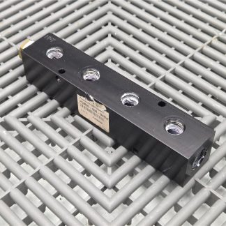 Polyconn PCM20-250-04BW Pneumatic Manifold (4) 1/4" NPT Out x (2) 3/8" NPT In - Used