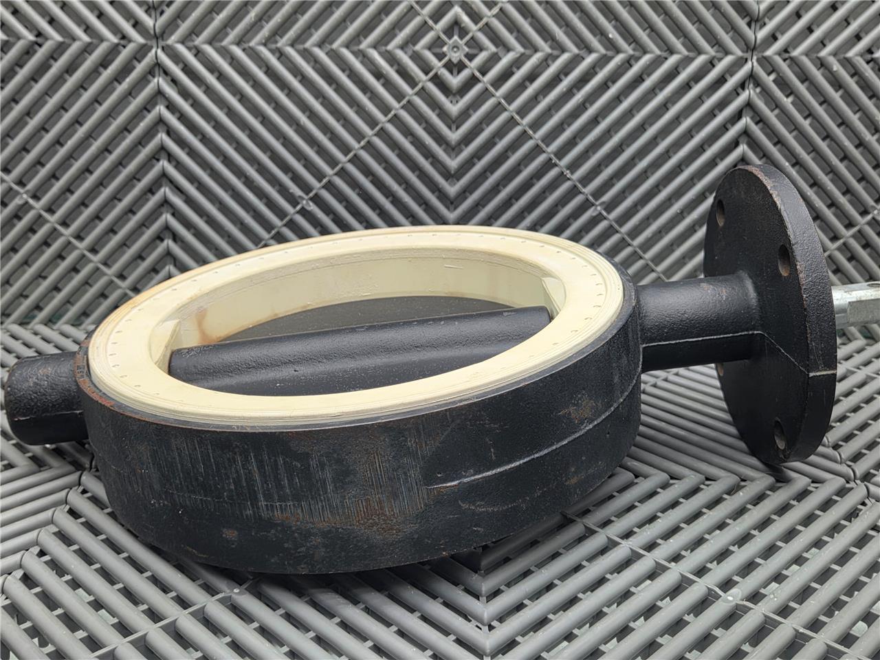 Posi-Flate Inflatable Butterfly Valve 4350800-01010201, 8" Inner Diameter - Used - Image 18