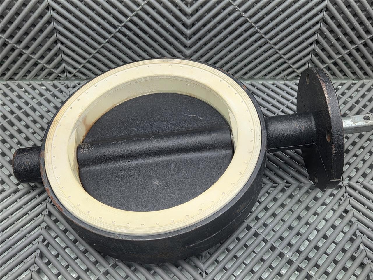 Posi-Flate Inflatable Butterfly Valve 4350800-01010201, 8" Inner Diameter - Used - Image 9