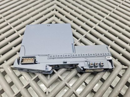 Siemens 6ES7132-6BD20-0DA0 Gateway Module w/ 6ES7193-6BP00-0BA0 Base - Used - Image 11