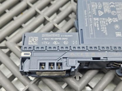 Siemens 6ES7132-6BD20-0DA0 Gateway Module w/ 6ES7193-6BP00-0BA0 Base - Used - Image 3