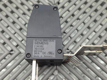 Siemens 6SL3162-2BM01-0AA0 DC Link Adapter Set - Used - Image 3