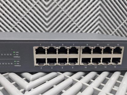 TP-LINK TL-SG1016D 16-Port Gigabit Ethernet Switch - Used - Image 15