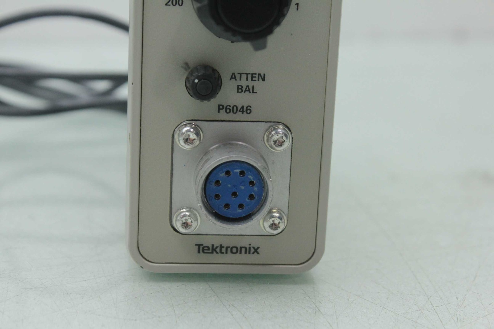 Tektronix P6046 Probe Amplifier Assembly With Power Supply - Used - Image 4