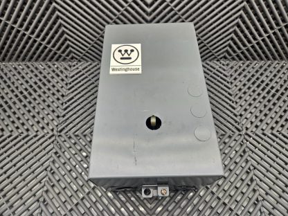 Westinghouse B200 Motor Starter 460 / 575V AC, 2 HP w/ B200 Enclosure - Used - Image 15