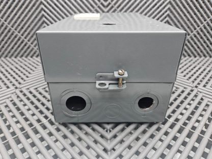 Westinghouse B200 Motor Starter 460 / 575V AC, 2 HP w/ B200 Enclosure - Used - Image 16