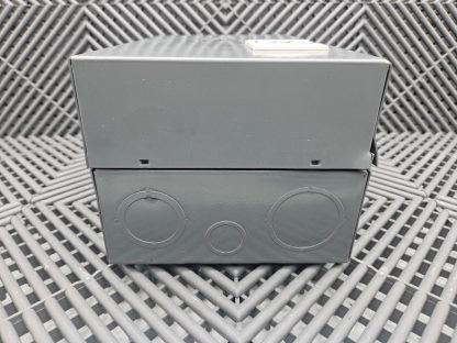 Westinghouse B200 Motor Starter 460 / 575V AC, 2 HP w/ B200 Enclosure - Used - Image 18