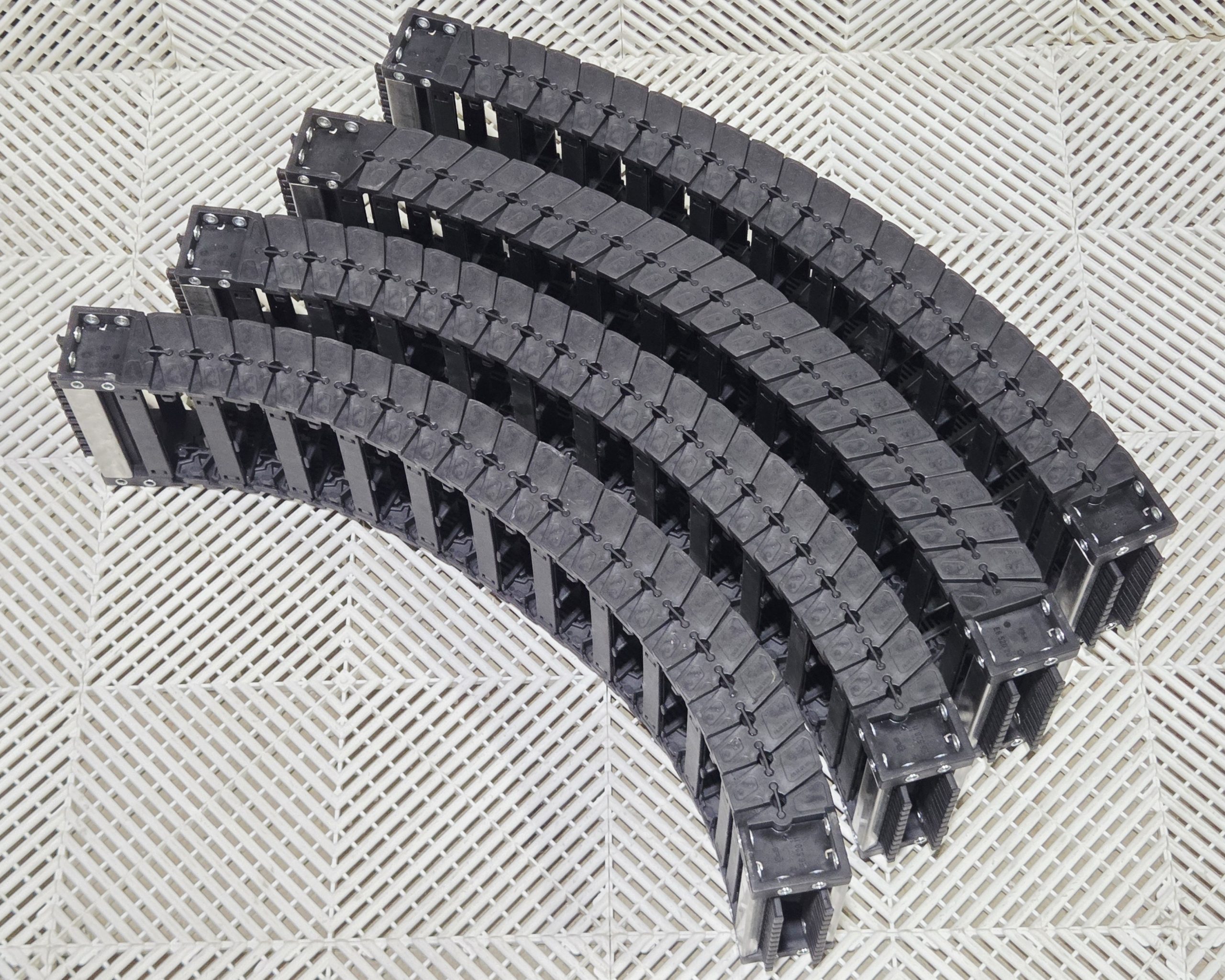 igus E6.52.01.075 Energy Chain Cable Carrier 30" w/ Brackets Used Lot of 4 - Used - Image 9