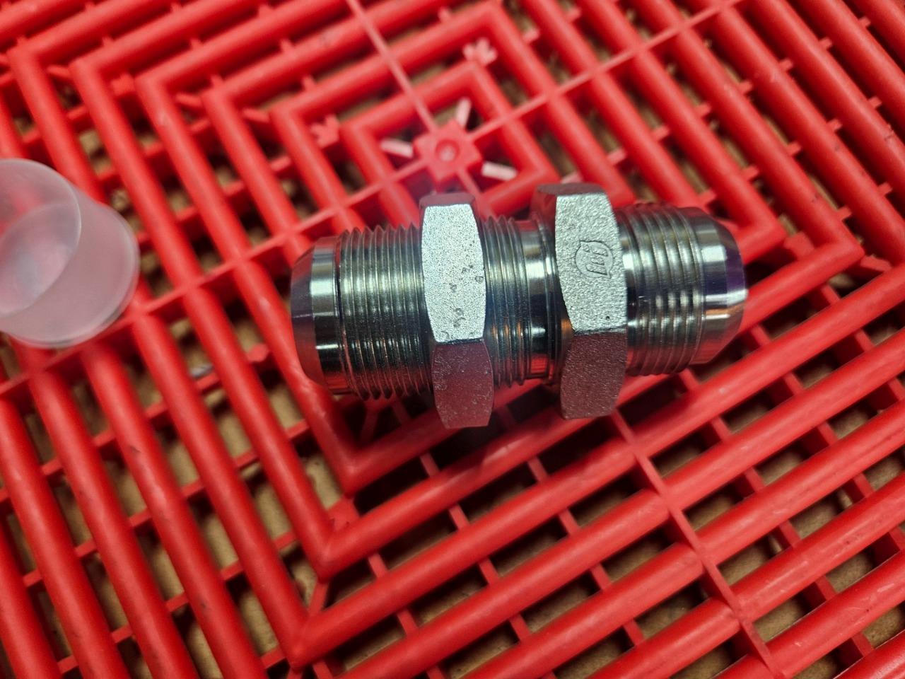 (18) Brennan 2700-LN-16-16 Straight -16 Bulkhead 1" JIC Flare Fitting 16MJ-16MJ - New - Image 14