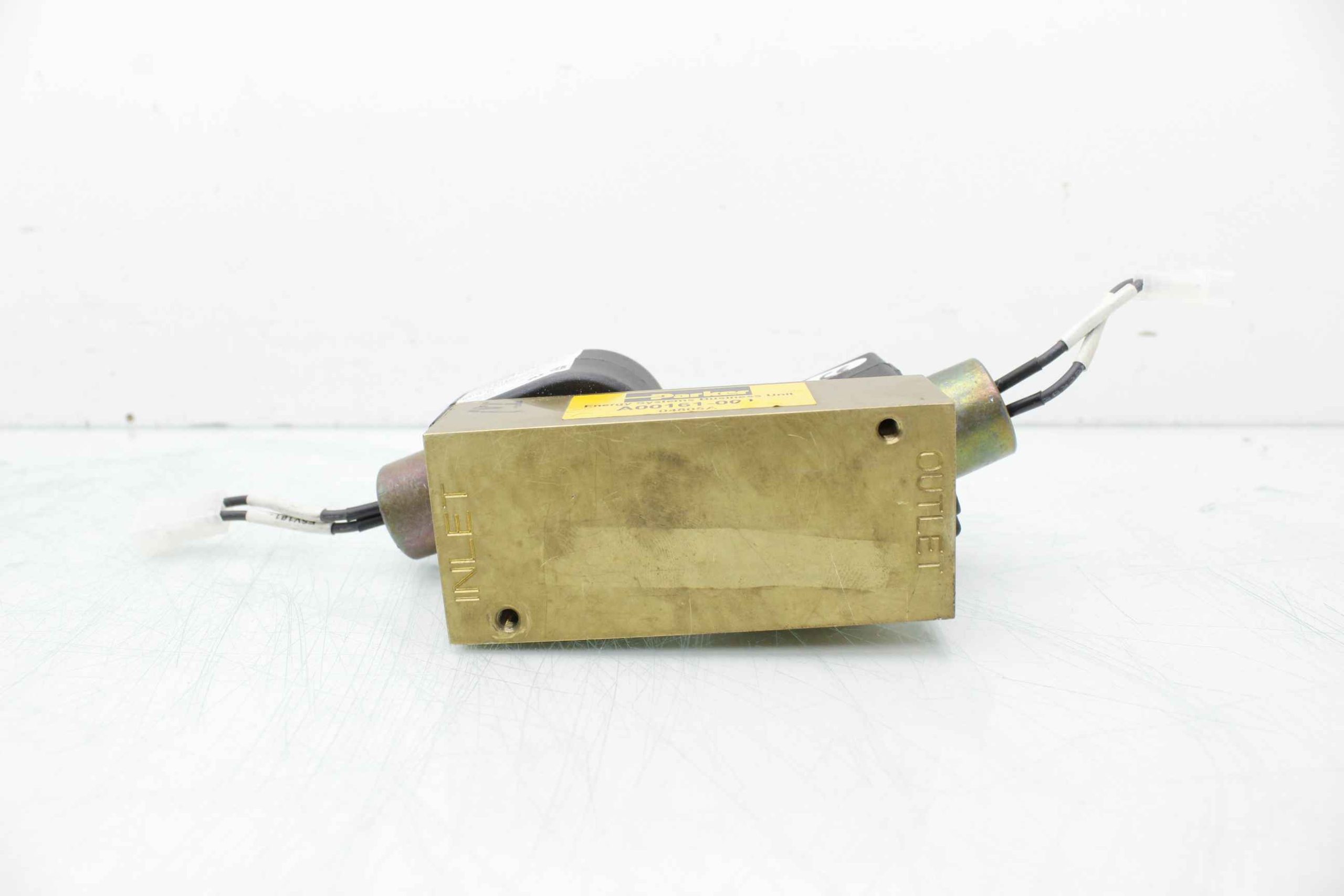 (2) Parker 71215J21MN00NUC222C2 Double Acting 24V DC Solenoid Valve A00161-001 - Used - Image 21