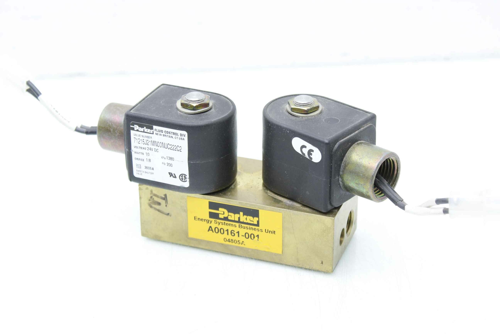 (2) Parker 71215J21MN00NUC222C2 Double Acting 24V DC Solenoid Valve A00161-001 - Used