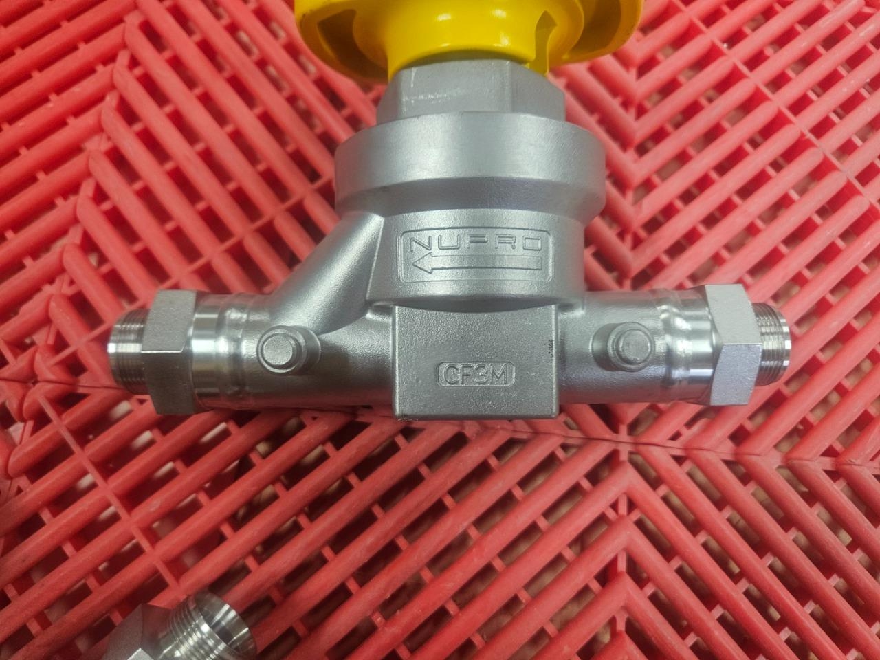 5 Swagelok 6L-LD16-AAXX-YW High Flow 3/4" Diaphragm Valve 300 PSI / 316SS - Used - Image 15