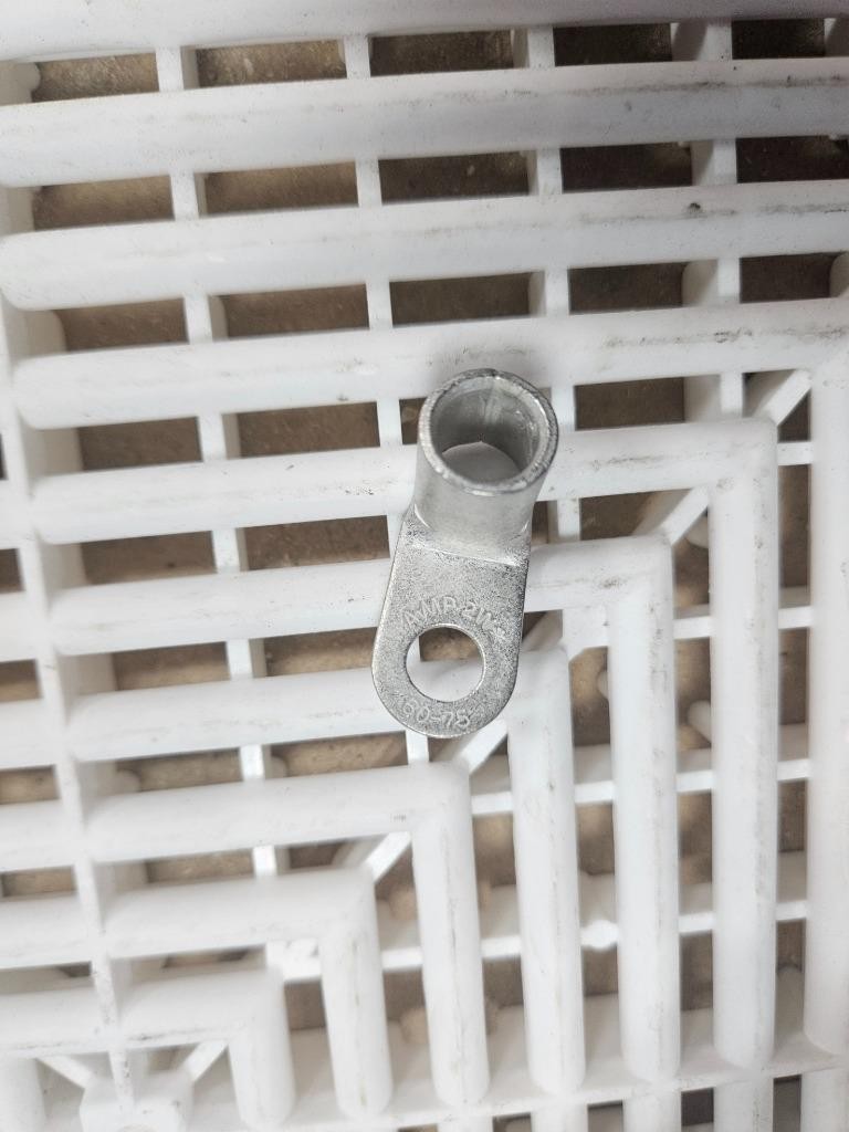 (50) New TE 322870-1 Plated Copper Lug 2 AWG x 5/16" Right Angle AMP 2W 60-75 - New - Image 5