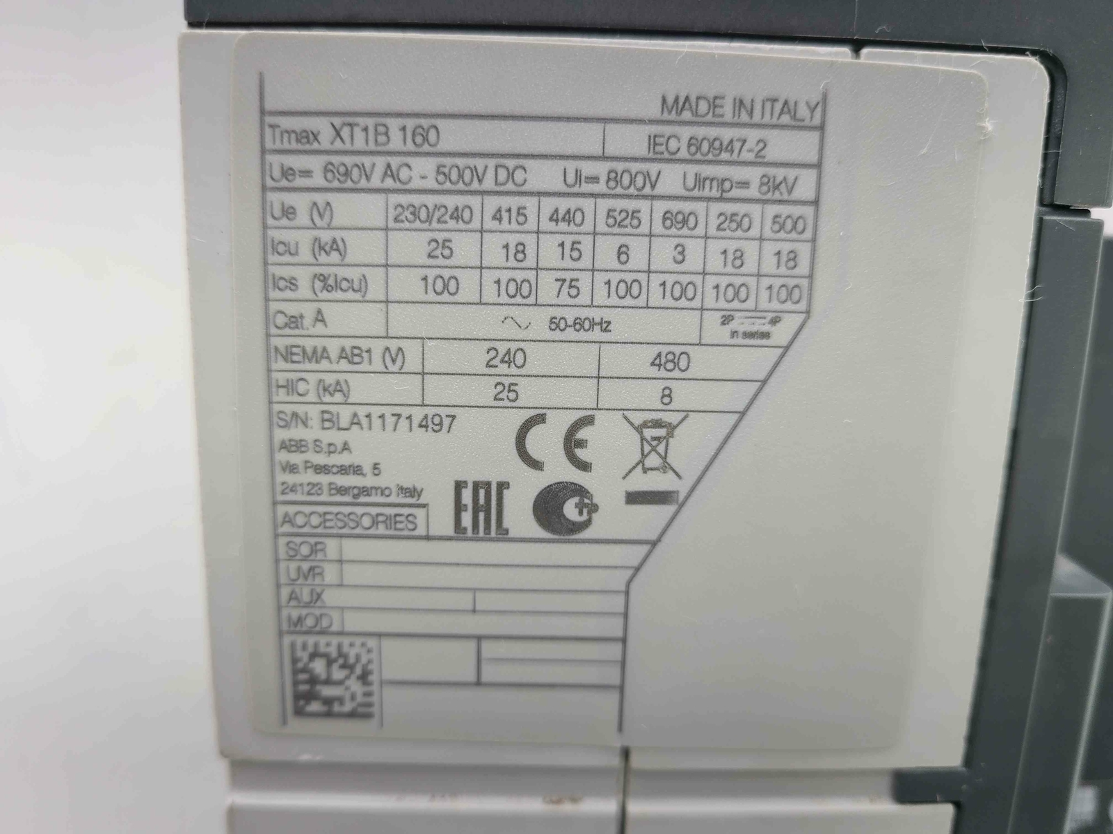 ABB SACE Tmax XT1B 160 690VAC-500VDC Four-Pole Circuit Breaker - Used - Image 4