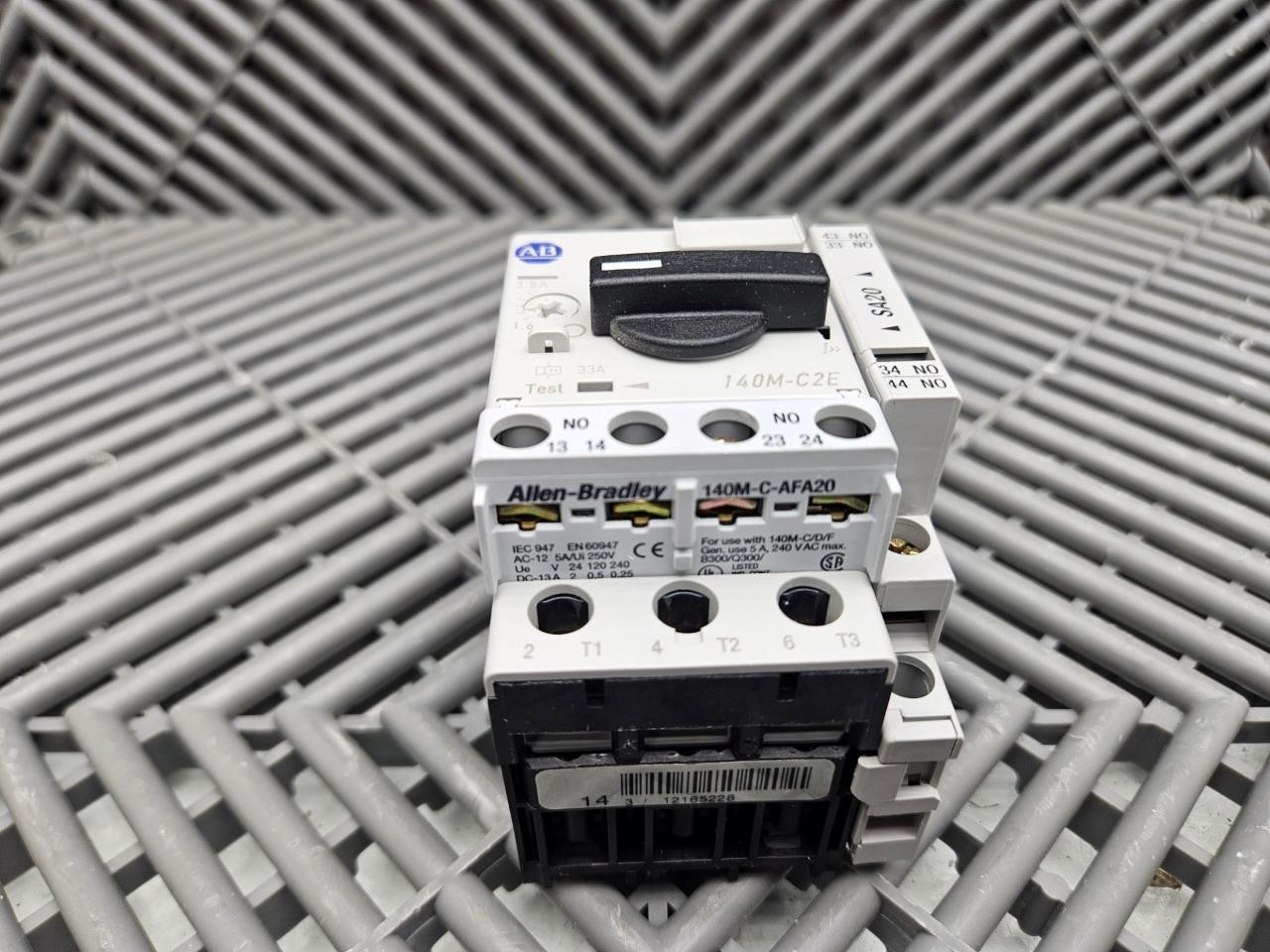 Allen-Bradley 140M-C2E-B25 Motor Protector 2.5A Circuit Breaker w/ 140M-C-A - Used - Image 5