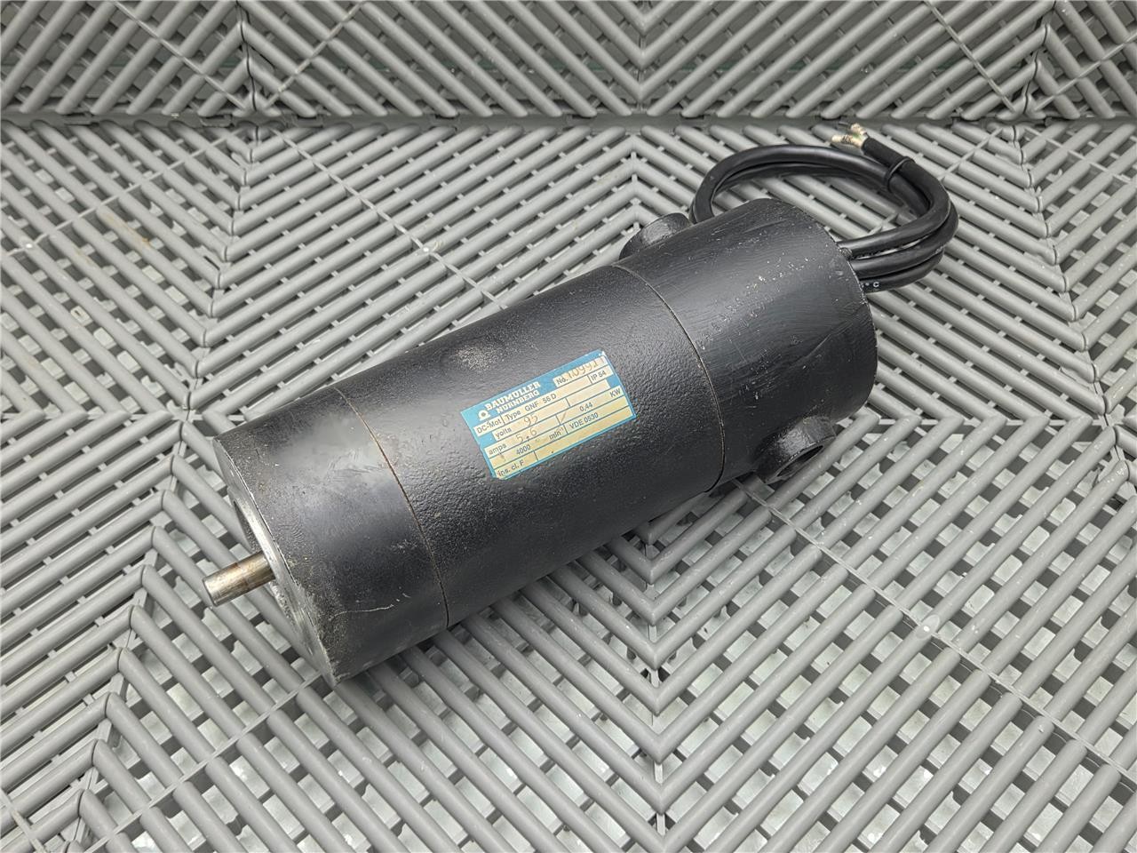 Baumuller Nurnberg GNF56D DC Motor 95V DC, 0.5 HP 4000rpm 109911 - Used