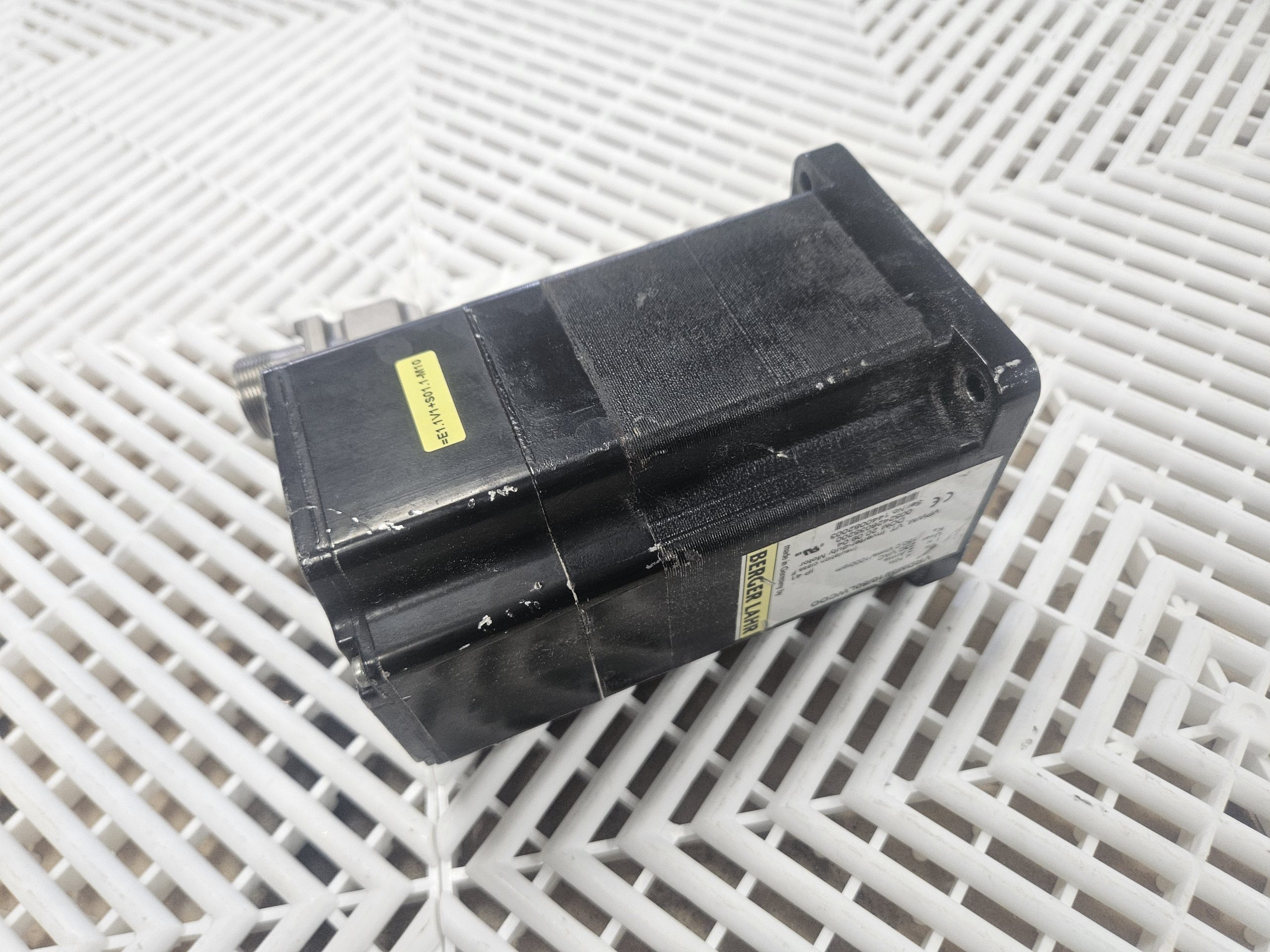 Berger Lahr VRDM3910/50LWCOO 4 Nm 230VAC Stepper Motor - Used - Image 16