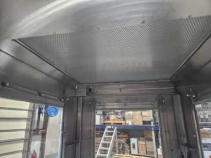 CRI Stainless HEPA Filter Cleanroom Sterile Mobile Cabinet SAM-18x18-SS-NCR - Used - Image 30